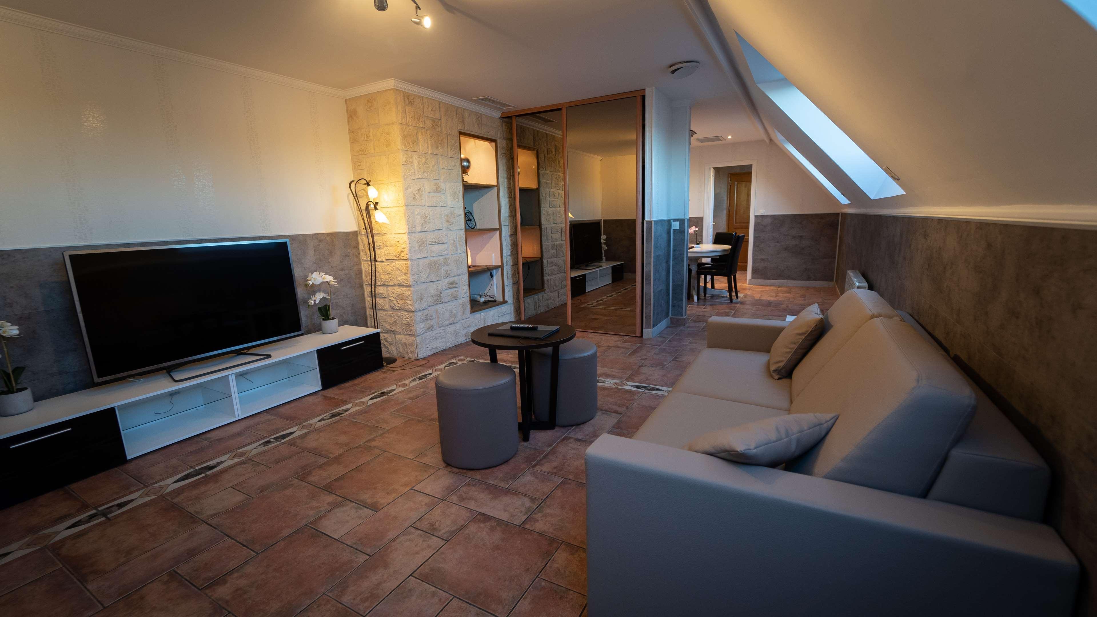 Best Western Ile De France Hotel & Spa Chateau-Thierry Exterior photo